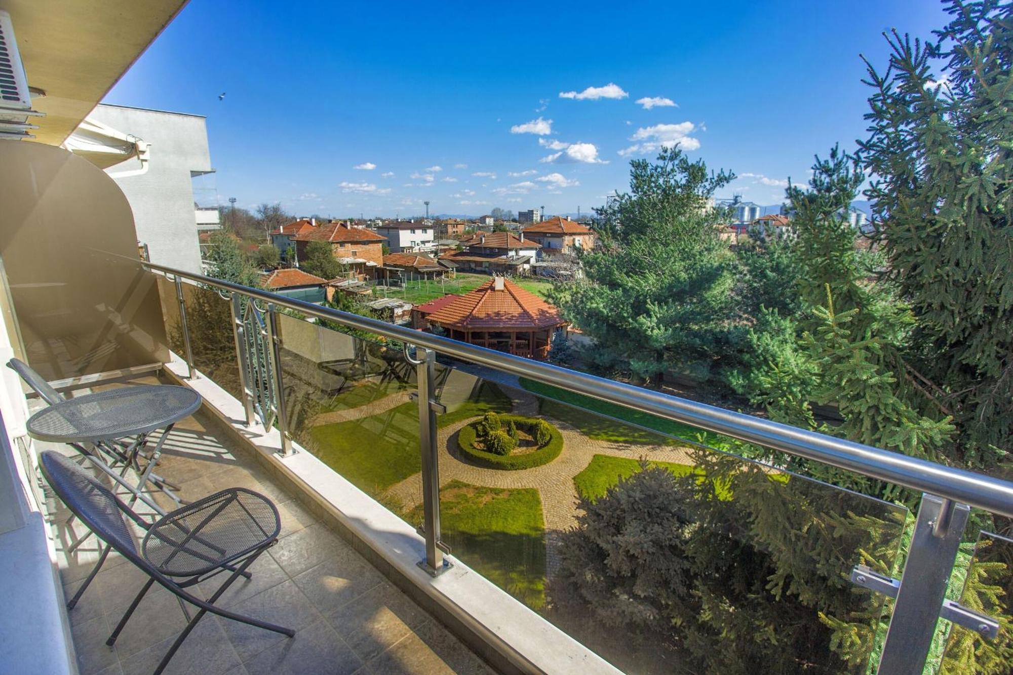 Парк-Хотел Клементина Trud Exterior photo